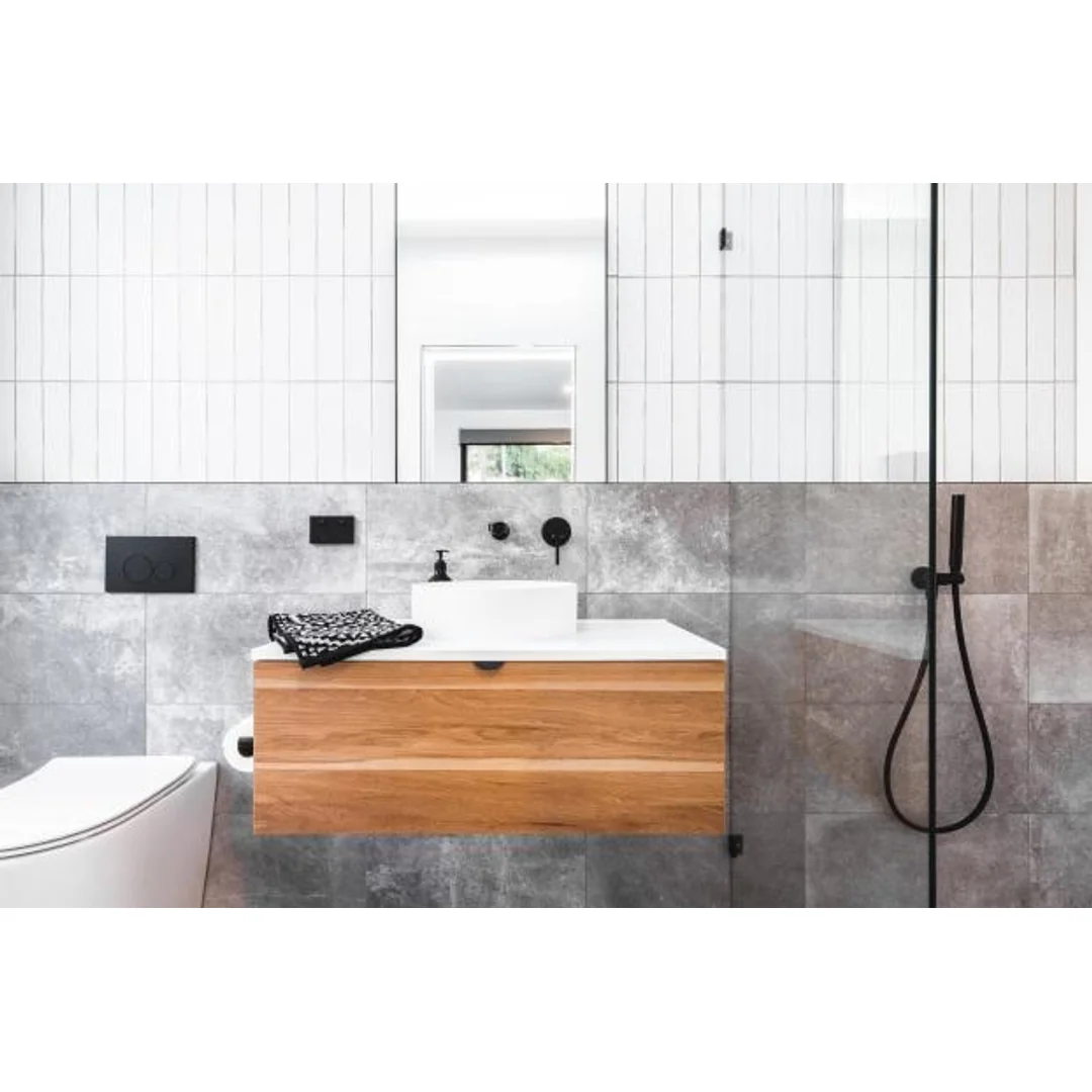 Meir Round Hand Shower On Swivel Bracket Matte Black - Image 6