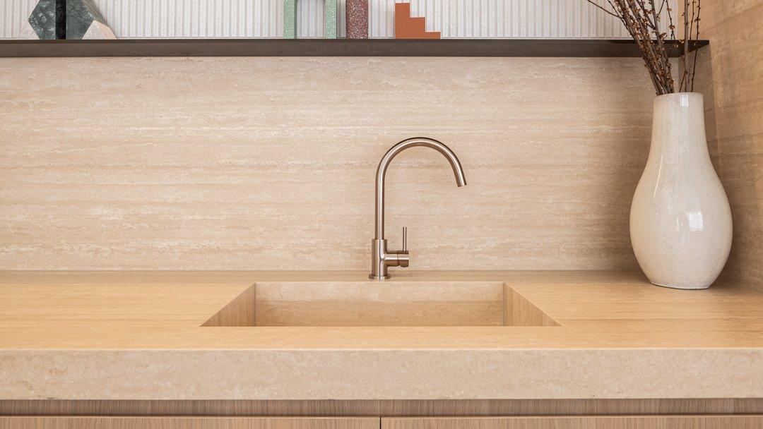 Meir Round Gooseneck Kitchen Mixer Tap Champagne - Image 10