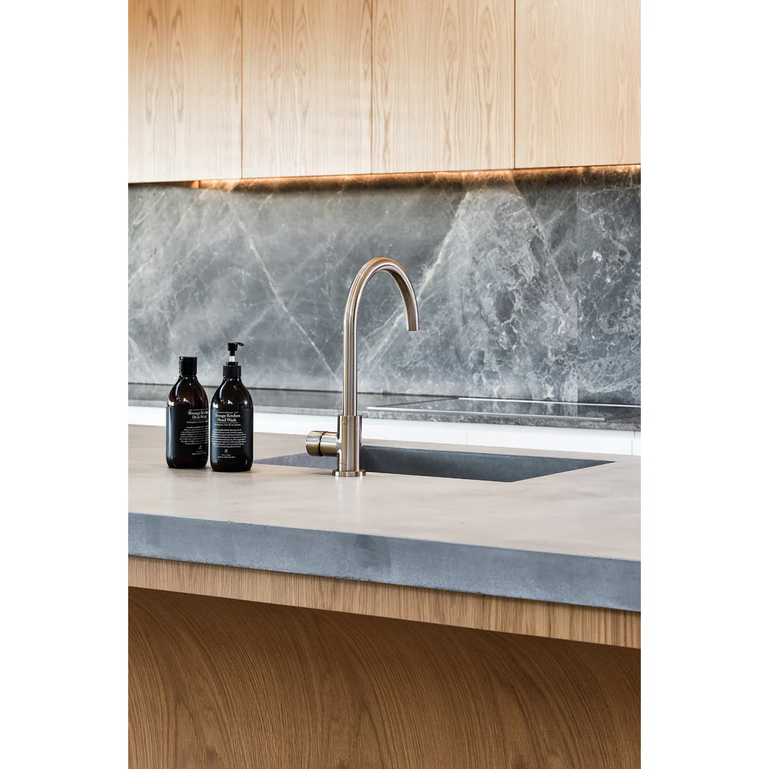 Meir Round Pinless Gooseneck Kitchen Mixer Tap Champagne - Image 5