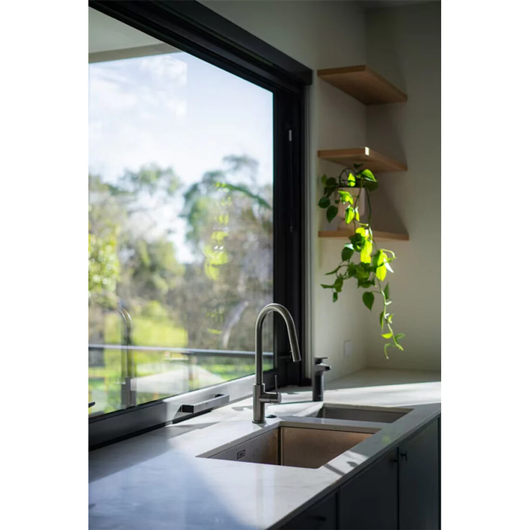 Nero Mecca Gooseneck Pull Out Sink Mixer With Vegie Spray Gun Metal - Image 9
