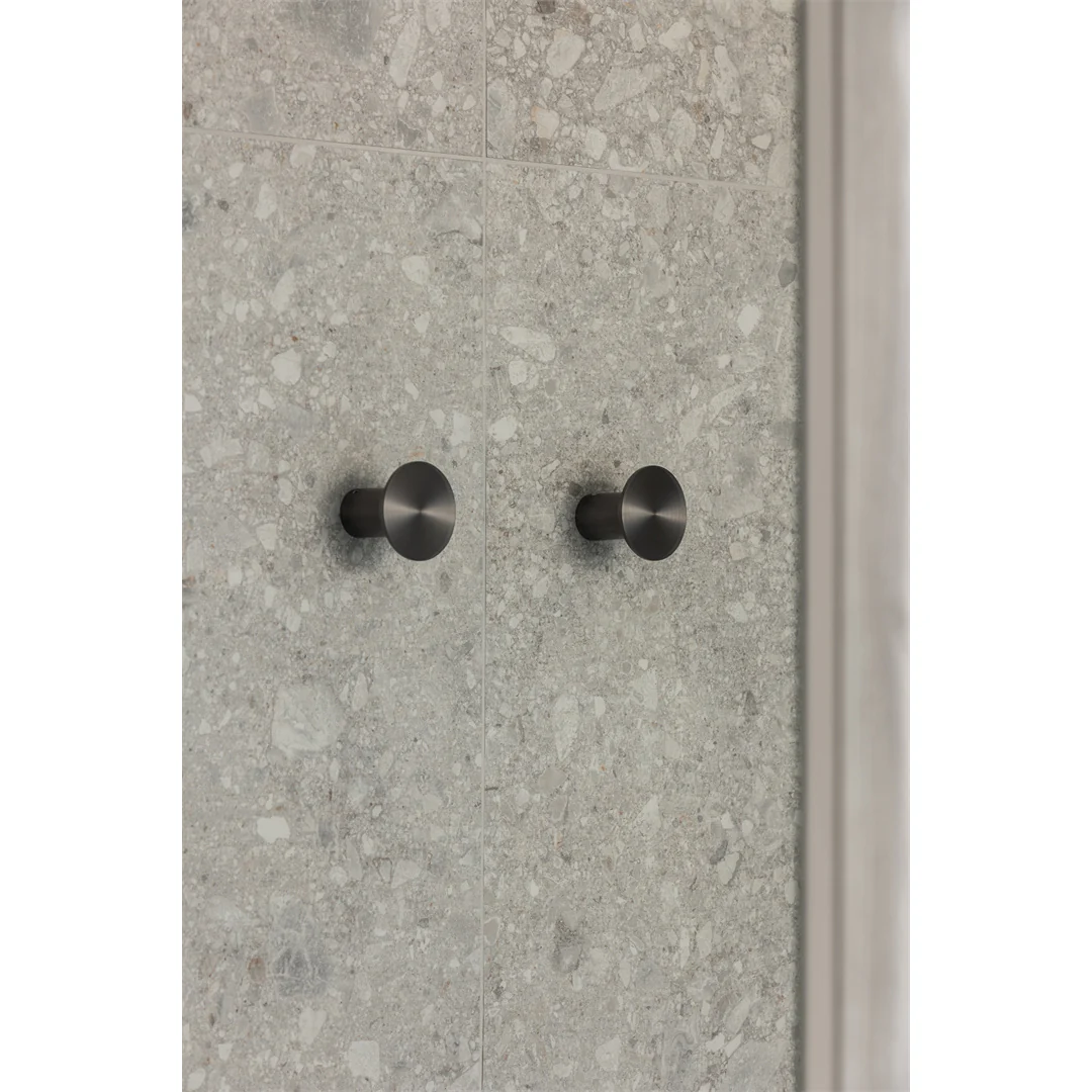 Nero Mecca Robe Hook Ii Gun Metal - Image 3
