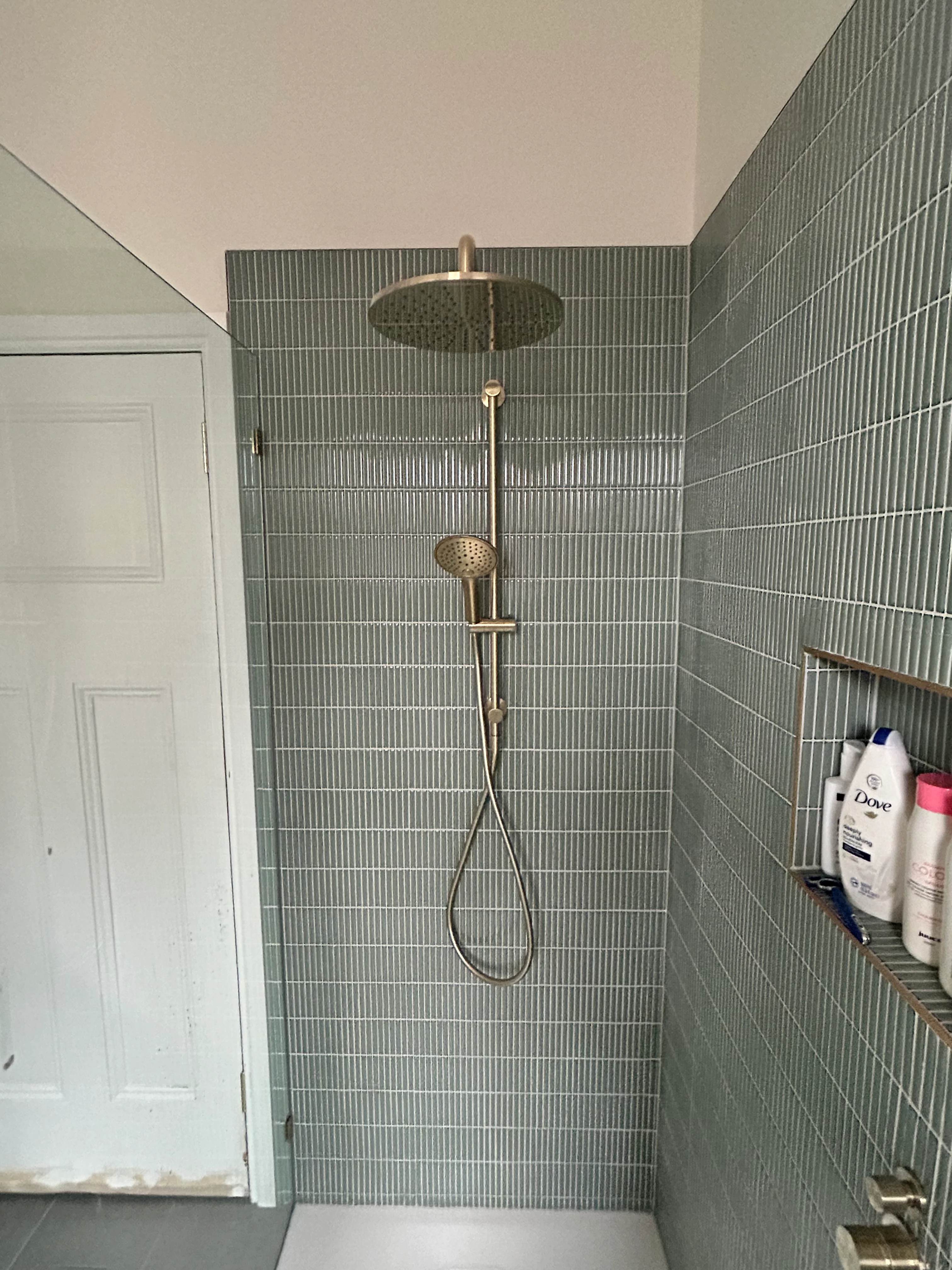 Nero Mecca Twin Shower With Air Shower Ii Brushed Gold Nr221905Hbg - Image 8