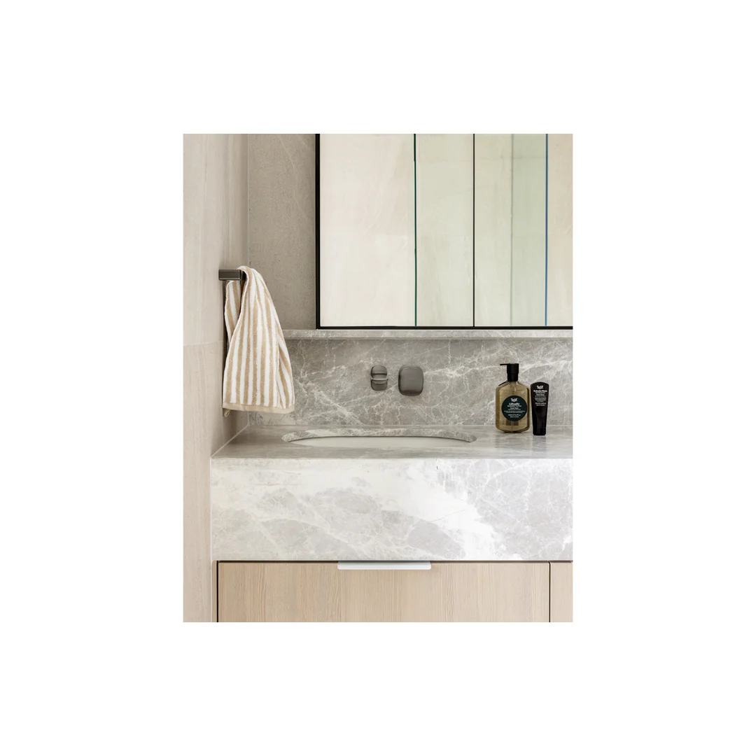Phoenix Nuage Hand Towel Rail Brushed Carbon - Image 5