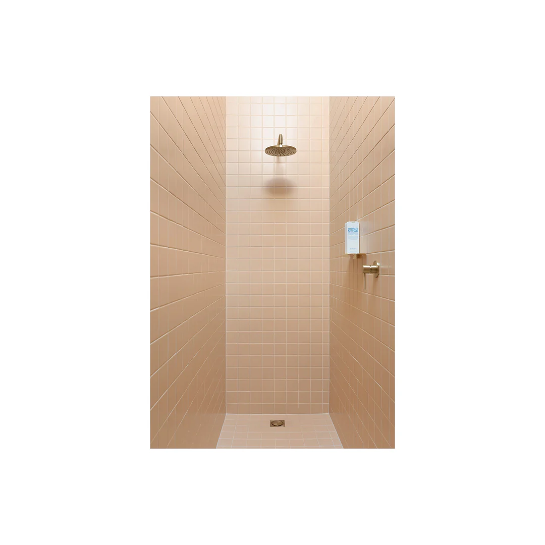 Phoenix Vivid Shower Rose 230mm Round - Brushed Gold - Image 4