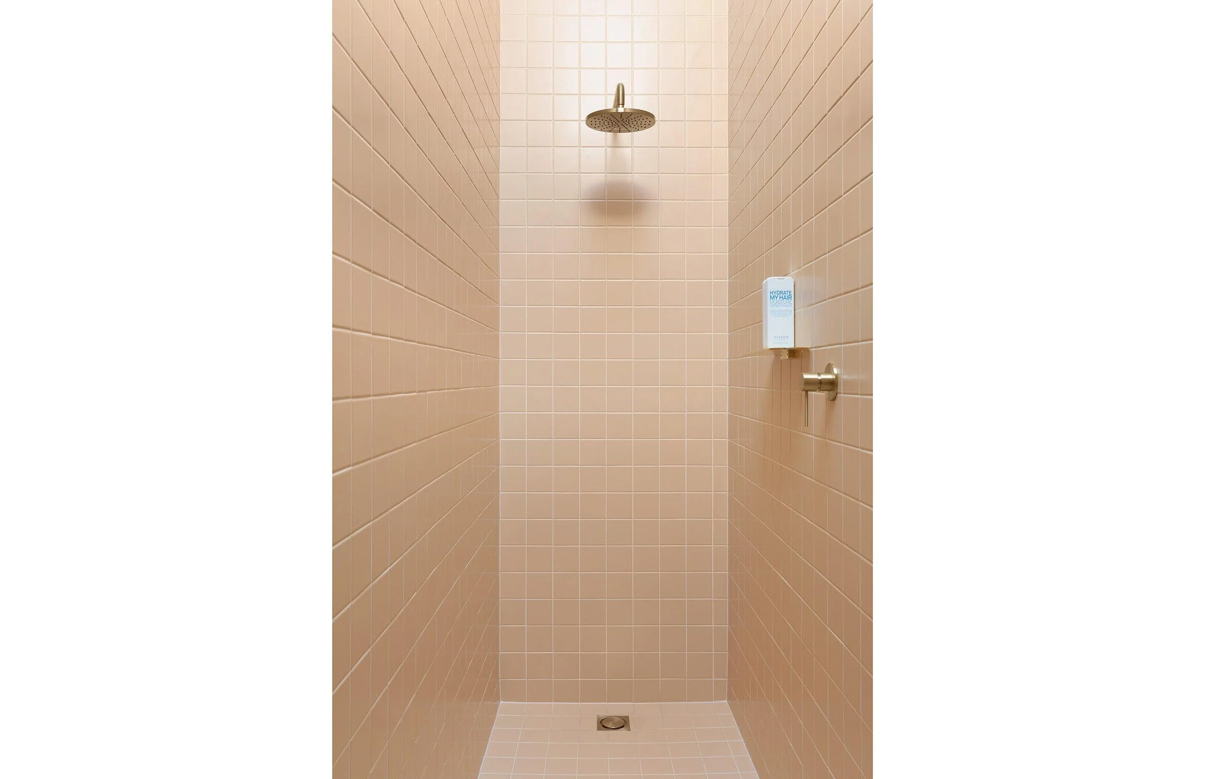 Phoenix Vivid Shower Rose 230mm Round - Brushed Gold - Image 8