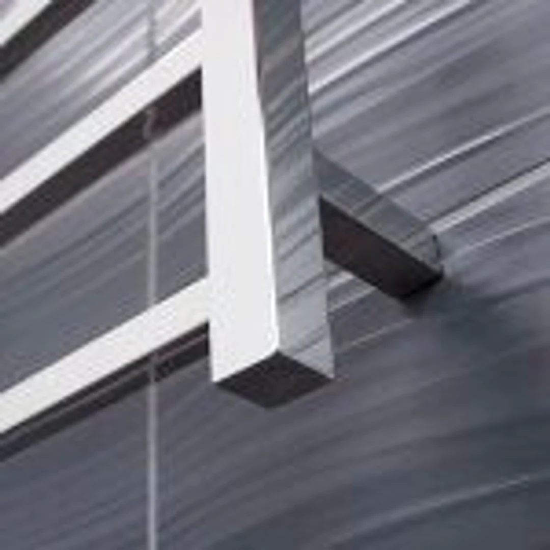 Radiant Square 7 Bar Non-Heated Rail 500 X 1130 Polished - Image 3
